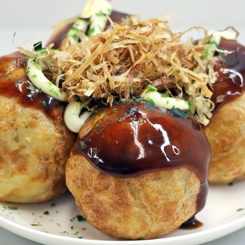 たこやき、おむすび、お弁当など販売しています！