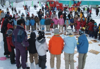 Yamabe Snow Festival "Yukinko Matsuri" (Early February)